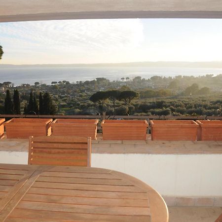 Appartamento Sabatinus Trevignano Romano Bagian luar foto