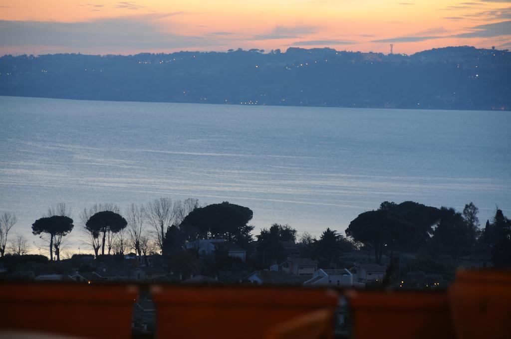 Appartamento Sabatinus Trevignano Romano Bagian luar foto
